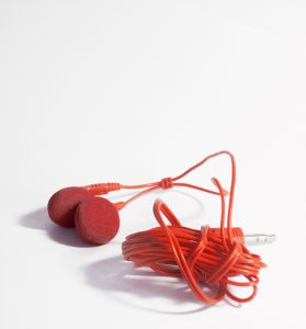 red-earphone-673487-m